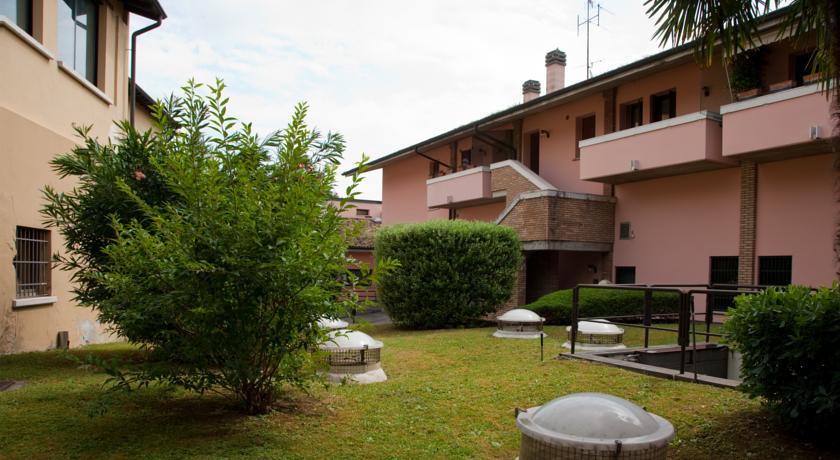 Garda Blue Lake Home Luxury Appartment Desenzano del Garda Cameră foto